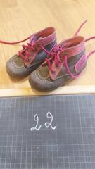 chaussures enfant taille 22