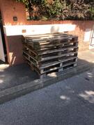 palettes sur trottoir