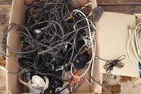 cables informatique , chargeurs , ect