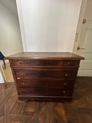 donne commode et petit meuble de rangement en bois