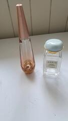 Flacons vides de parfum