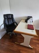Bureau en bois