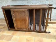 secrétaire en bois marron avec 3 tiroirs