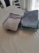 Lot de gants de toilette.
