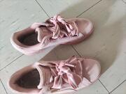 Basket puma pointure 38.