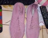 Basket rose pour femme pointure 40 sans semelle dedans a mètre une