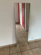 donne miroir à coller