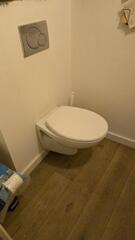 WC suspendu