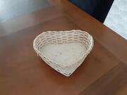 Petite corbeille en forme de coeur