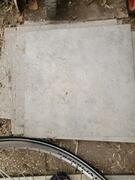 une vingtaine de carreaux terrasse 45x45