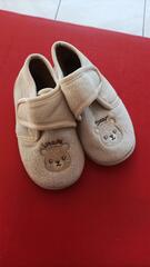 chaussons taille 23
