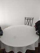 Table en fer forgé et plateau en verre + 4 chaises