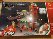 Garage Ferrari de marque Burago
