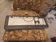 clavier de ordinateur fonctionne bien sans la souris et la boite sais USB