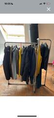 Portant pour vêtements