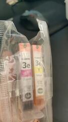 Lot cartouches encre noires et couleurs NEUVES (pgi-520 BK, C-521 BK et Bci 3Em et 3eY)