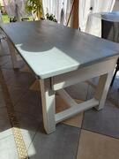 Table en bois massif