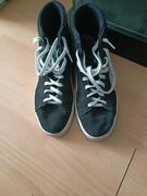 chaussures Puma taille 42