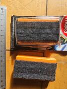 Deux mini brosses pour tableau noir