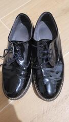 derbies noires t 38 marque Pitillos