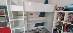 lit en hauteur