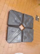 dalles carrés 48x48cm a remplir d'eau pour pied parasol jardin