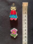 Petits éléments en bois