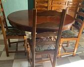 Table en bois + 4 chaises