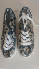 chaussures taille 33 neuve sans étiquette