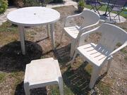 table et chaise extérieur
