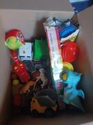 divers jouets pour enfant