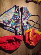 Bonnet et maillot piscine