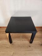 2 tables basses (modèle Lack de chez Ikéa)