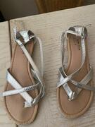 sandalettes
