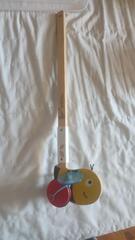 Abeille à pousser en bois