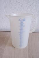 Pot doseur plastique