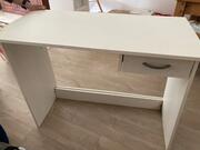 Petit bureau