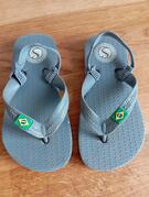 tong enfant taille 27