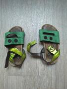 Nu-pieds taille 28