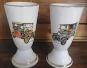 2 coupes en porcelaine décor voiture ancienne
