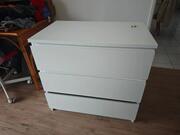 armoire pour vêtements