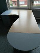 mobilier bureau en très bon état avec meuble tiroir