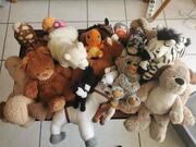 Lot d'une vingtaine de peluches