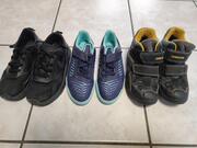 3 paires baskets t 32 garçon (taillent petit)