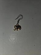 1 boucle d'oreille en plaqué or