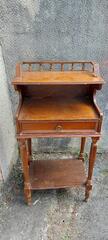 Table de chevet ancienne
