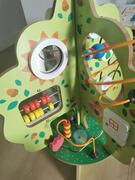 arbre avec activités d'éveil et motrice