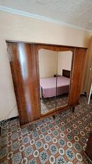 Donne armoire 4 portes bois Vintage