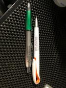 2 stylos avec des versets de la Bible