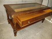 Table basse bois vitrée